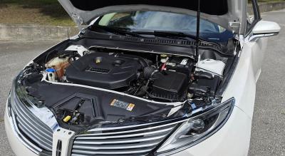 2014 Lincoln MKZ