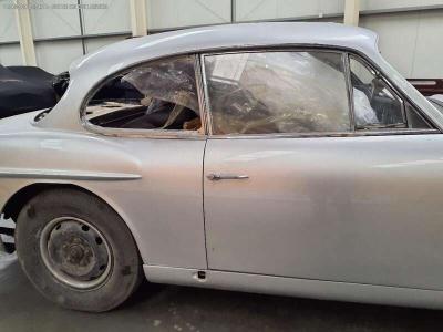 1966 Jensen CV8