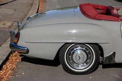 1960 Mercedes - Benz 190 SL