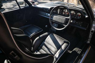 1989 Porsche 911 3.2 CARRERA SPORT COUP&Eacute;