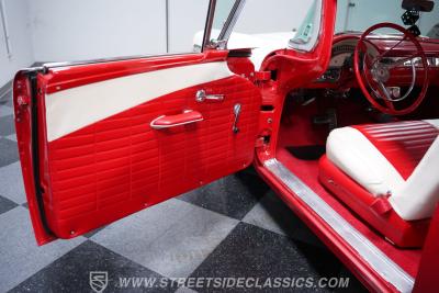 1957 Ford Fairlane 500 Club Victoria