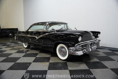 1956 Ford Victoria