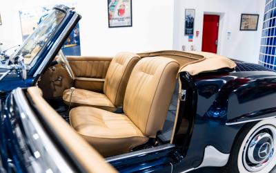 1962 Mercedes - Benz 190 SL