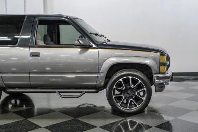 1995 Chevrolet Tahoe Z71 4X4 Restomod