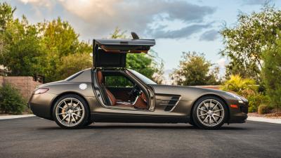 2011 Mercedes - Benz SLS AMG Coupe