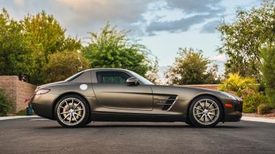 2011 Mercedes - Benz SLS AMG Coupe