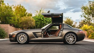 2011 Mercedes - Benz SLS AMG Coupe