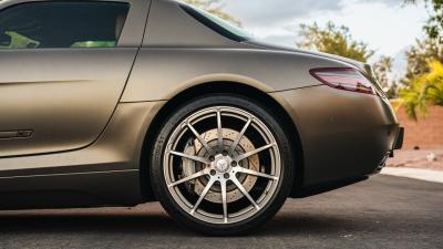 2011 Mercedes - Benz SLS AMG Coupe