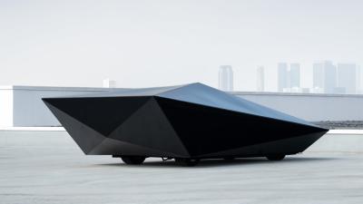 2018 United Nude Lo Res Concept Car