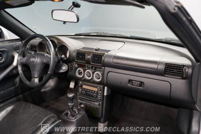 2001 Toyota MR2 Spyder