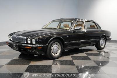 1998 Jaguar XJ Vanden Plas