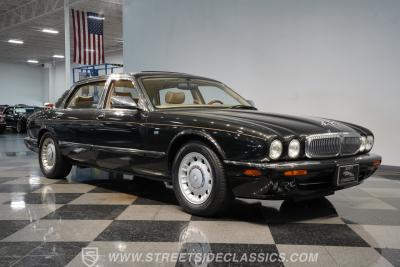 1998 Jaguar XJ Vanden Plas