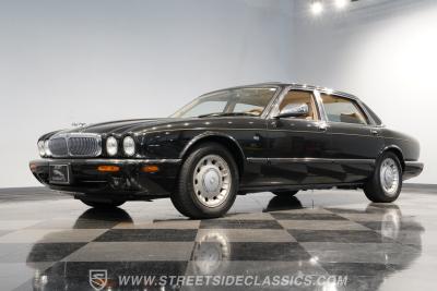 1998 Jaguar XJ Vanden Plas