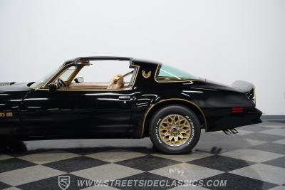 1977 Pontiac Firebird Trans Am Y82 Special Edition