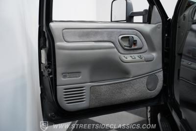 1999 Chevrolet Tahoe LS3 Restomod