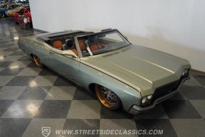 1970 Chevrolet Impala Convertible LS Restomod