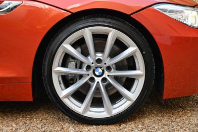 2016 BMW Z4 Convertible (sDrive 35is)
