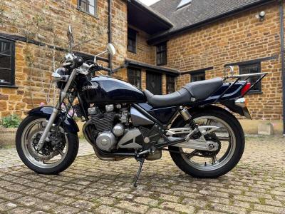 1991 Kawasaki ZR550 ZEPHYR