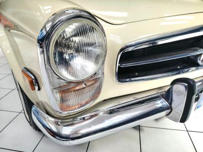 1969 Mercedes - Benz BENZ 280 SL W113 PAGODA 1969