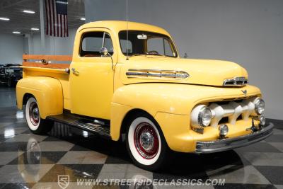 1951 Ford F-1