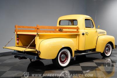 1951 Ford F-1