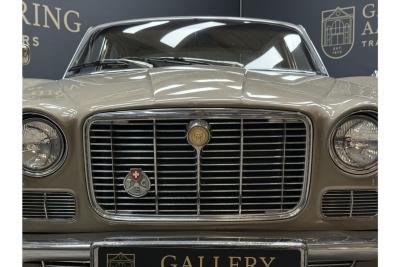 1972 Jaguar XJ6 4.2 Series 1 &ldquo;Ascot Fawn with dark Buckskin&rdquo;