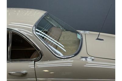 1972 Jaguar XJ6 4.2 Series 1 &ldquo;Ascot Fawn with dark Buckskin&rdquo;