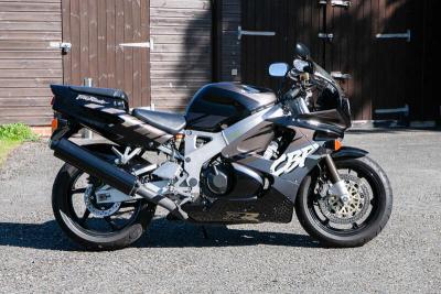 1992 Honda CBR900RR FIREBLADE