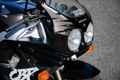 1992 Honda CBR900RR FIREBLADE