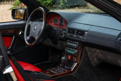 1998 Mercedes - Benz Mercedes Benz 500 SL Special Edition &ldquo;one of 500&rdquo;