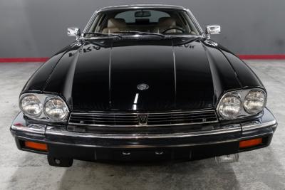 1989 Jaguar XJS BLACK/TAN COUPE