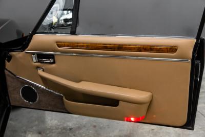 1989 Jaguar XJS BLACK/TAN COUPE