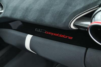 2022 Ferrari 812 Competizione