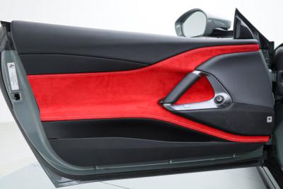 2022 Ferrari 812 GTS