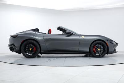 2025 Ferrari ROMA SPIDER
