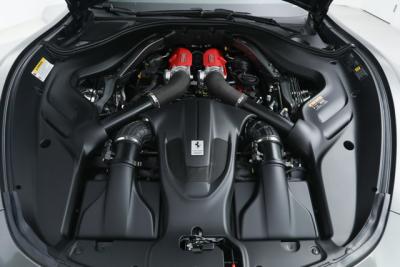 2025 Ferrari ROMA SPIDER