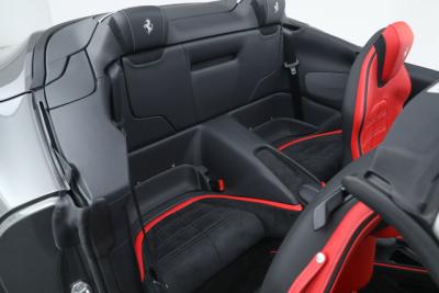 2025 Ferrari ROMA SPIDER