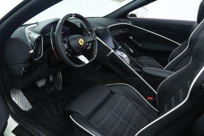 2025 Ferrari ROMA SPIDER