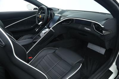 2025 Ferrari ROMA SPIDER
