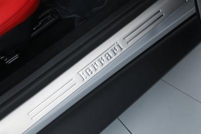 2026 Ferrari ROMA SPIDER