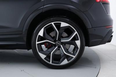 2024 Audi RS Q8