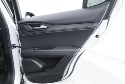 2023 Alfa Romeo Stelvio