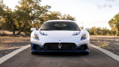 2025 Maserati MC20 Icona