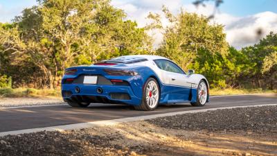 2025 Maserati MC20 Icona