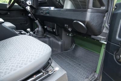 1990 Land Rover 90 Pick-up with canvas top &ldquo;Restored-rebuilt-renewed&rdquo;