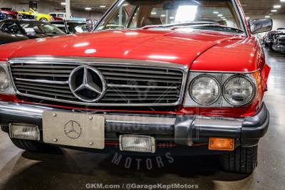 1985 Mercedes - Benz 380-Class