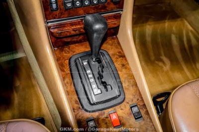 1985 Mercedes - Benz 380-Class