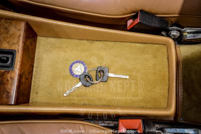 1985 Mercedes - Benz 380-Class