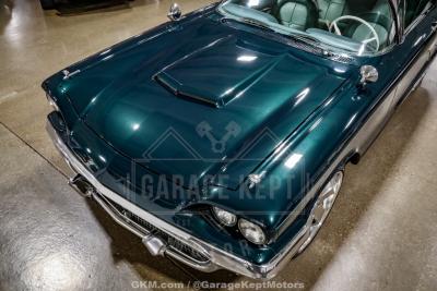 1960 Ford Thunderbird