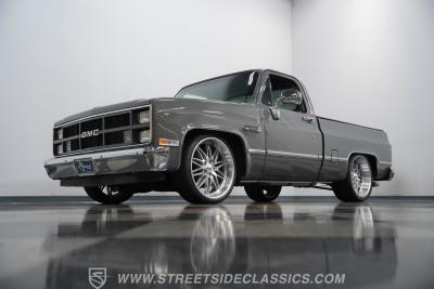 1983 GMC C1500 Restomod